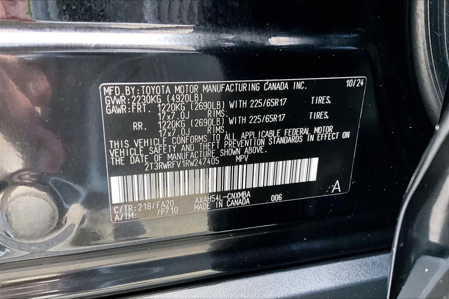Used 2024 Midnight Black Metallic Toyota Hybrid XLE image 37