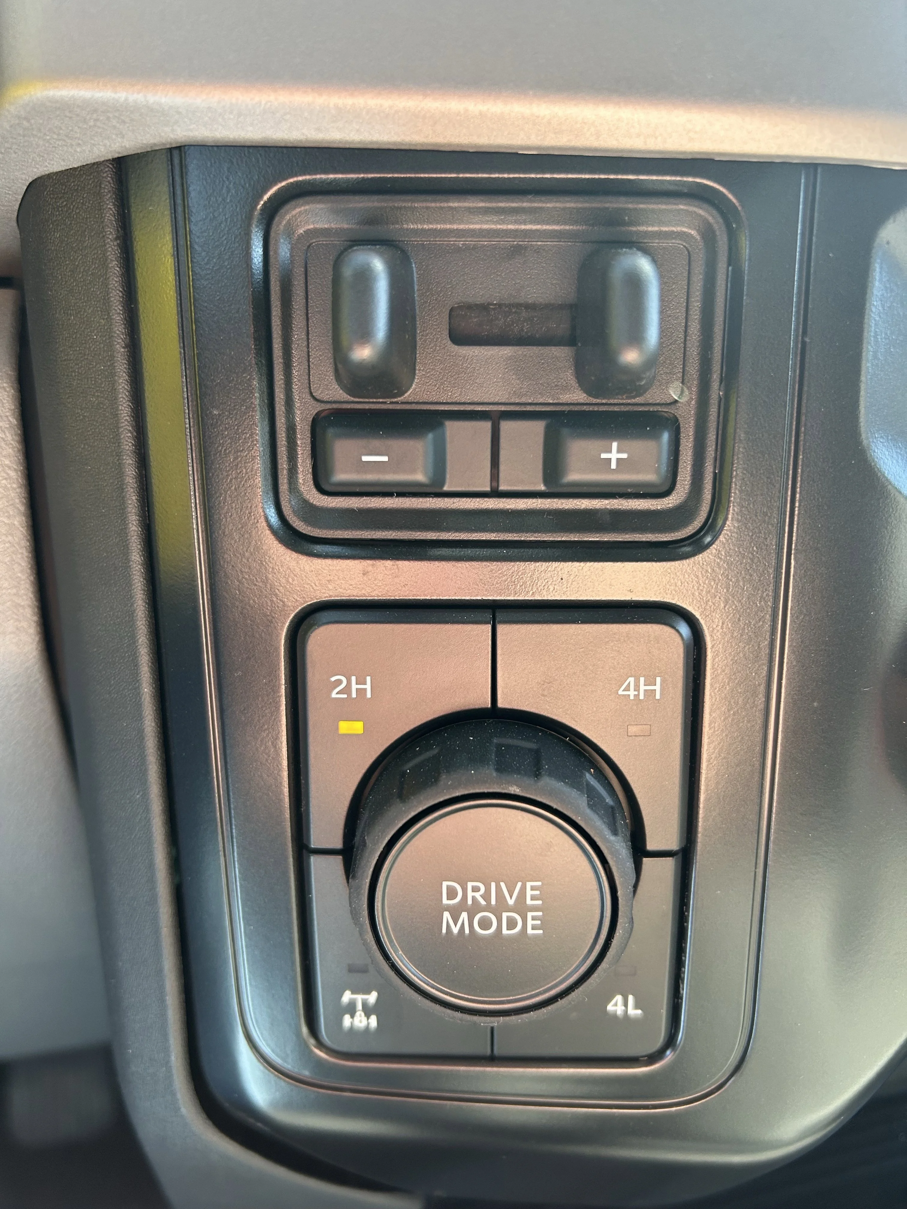2026 Ford F-350 Super Duty XL - Photo 14