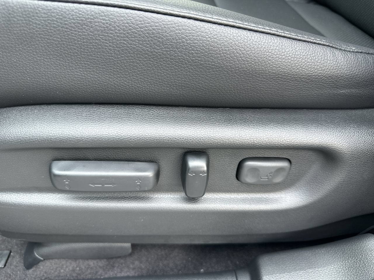 New 2026 Platinum White Pearl Honda RTL AWD image 12