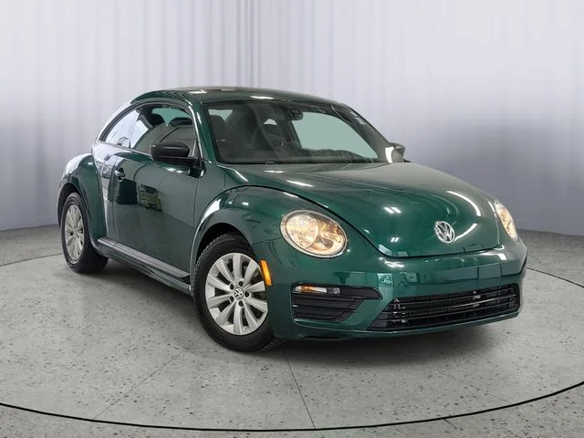 2017 Volkswagen Beetle 1.8T S Auto's photo
