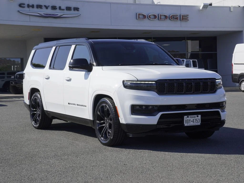 2024 Jeep Grand Wagoneer L Series II Obsidian 4WD's photo
