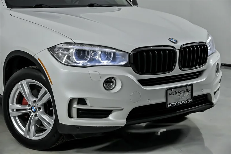 Used 2016 BMW X5 xDrive35i with VIN 5UXKR0C55G0P23213 for sale in Aurora, IL