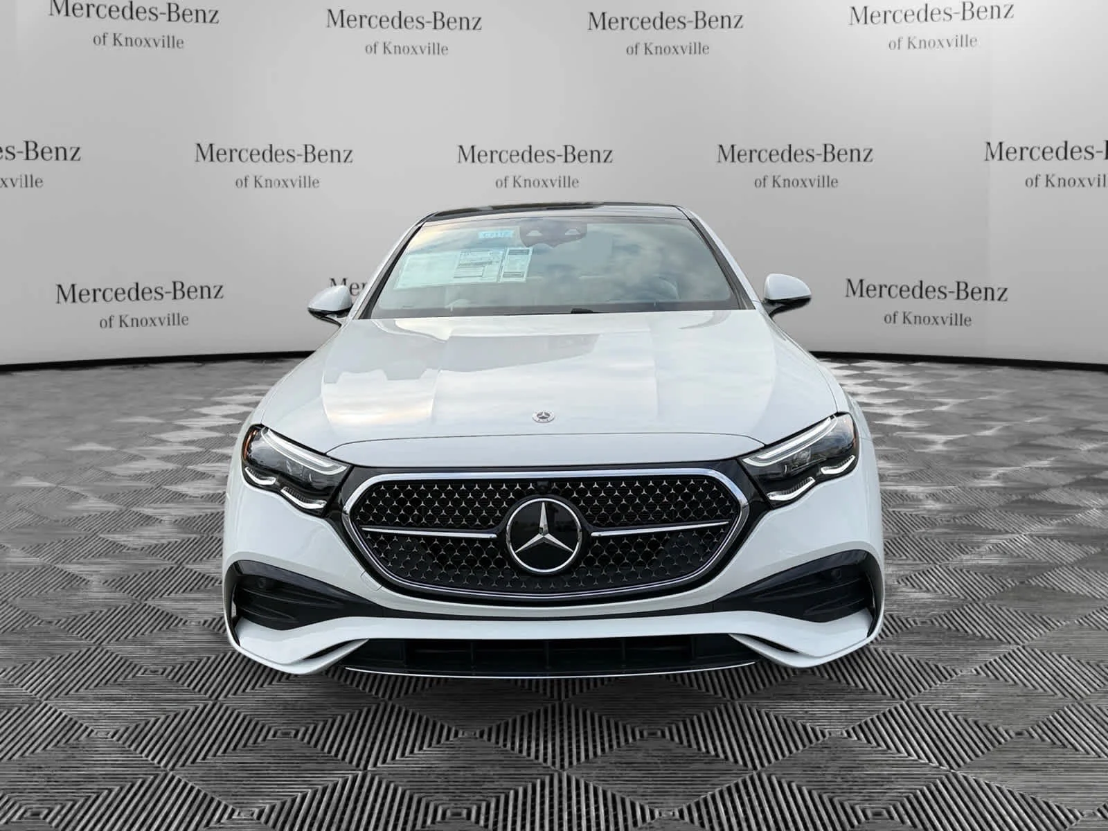 New 2026 Polar White Mercedes-Benz E 350 image 8