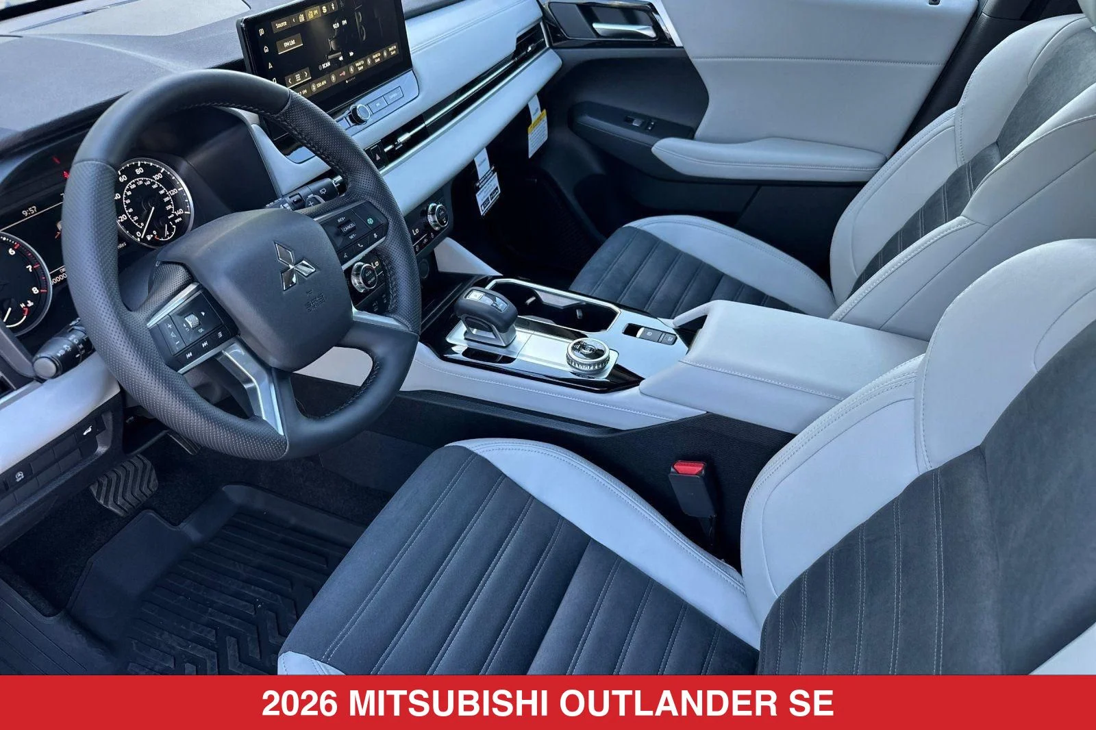 New 2026 Gray Mitsubishi SE image 10