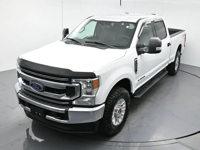 Used 2020 White Ford XL image 29