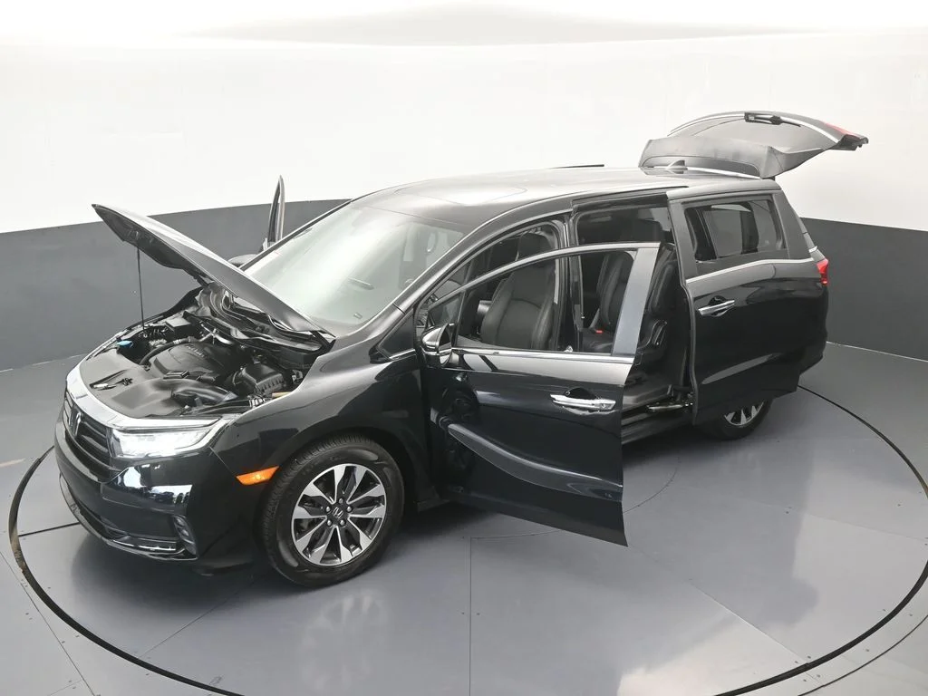 Used 2024 Black Honda EX-L image 64