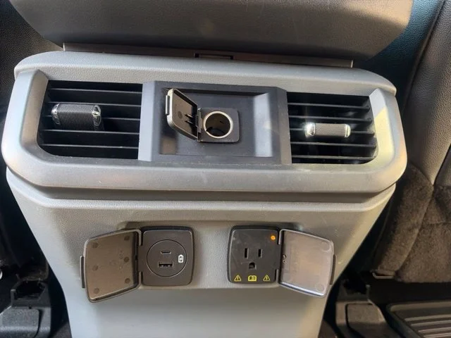 Used 2022 White Ford Lariat image 24