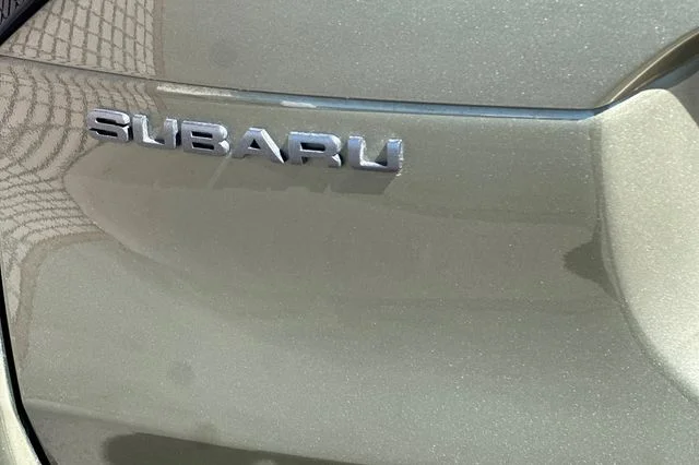 Used 2025 Green Metallic Subaru Premium image 35