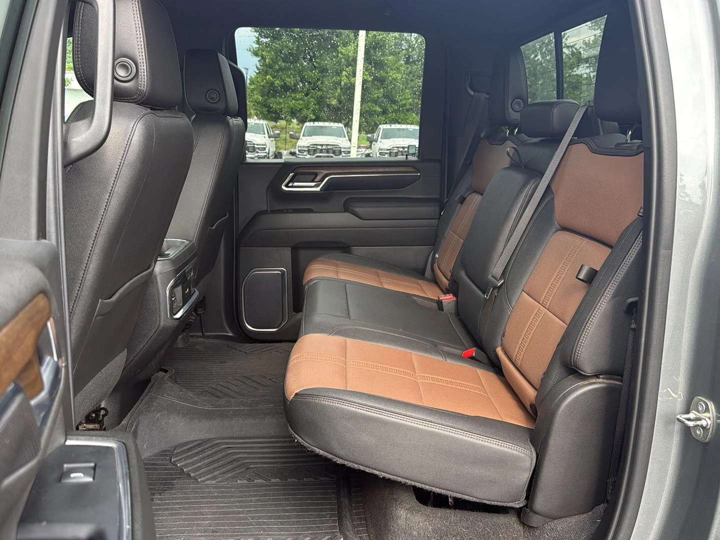 Used 2024 Sterling Gray Metallic Chevrolet High Country image 13