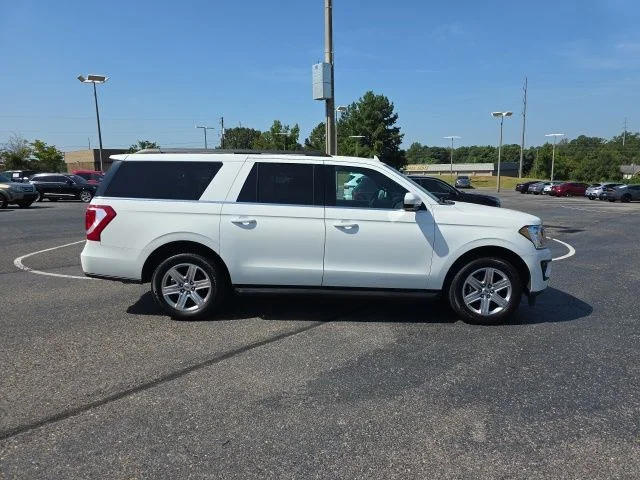 Used 2021 White Ford XLT image 2
