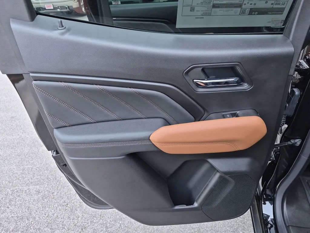 New 2026 Onyx Black GMC AT4 image 38