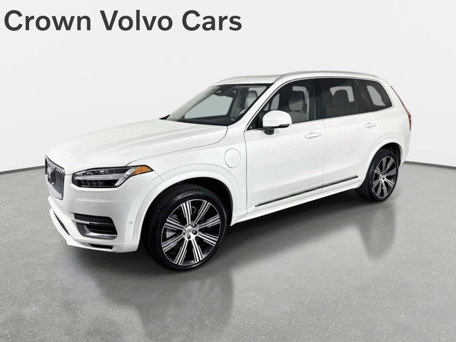 2025 Volvo XC90 Plus
