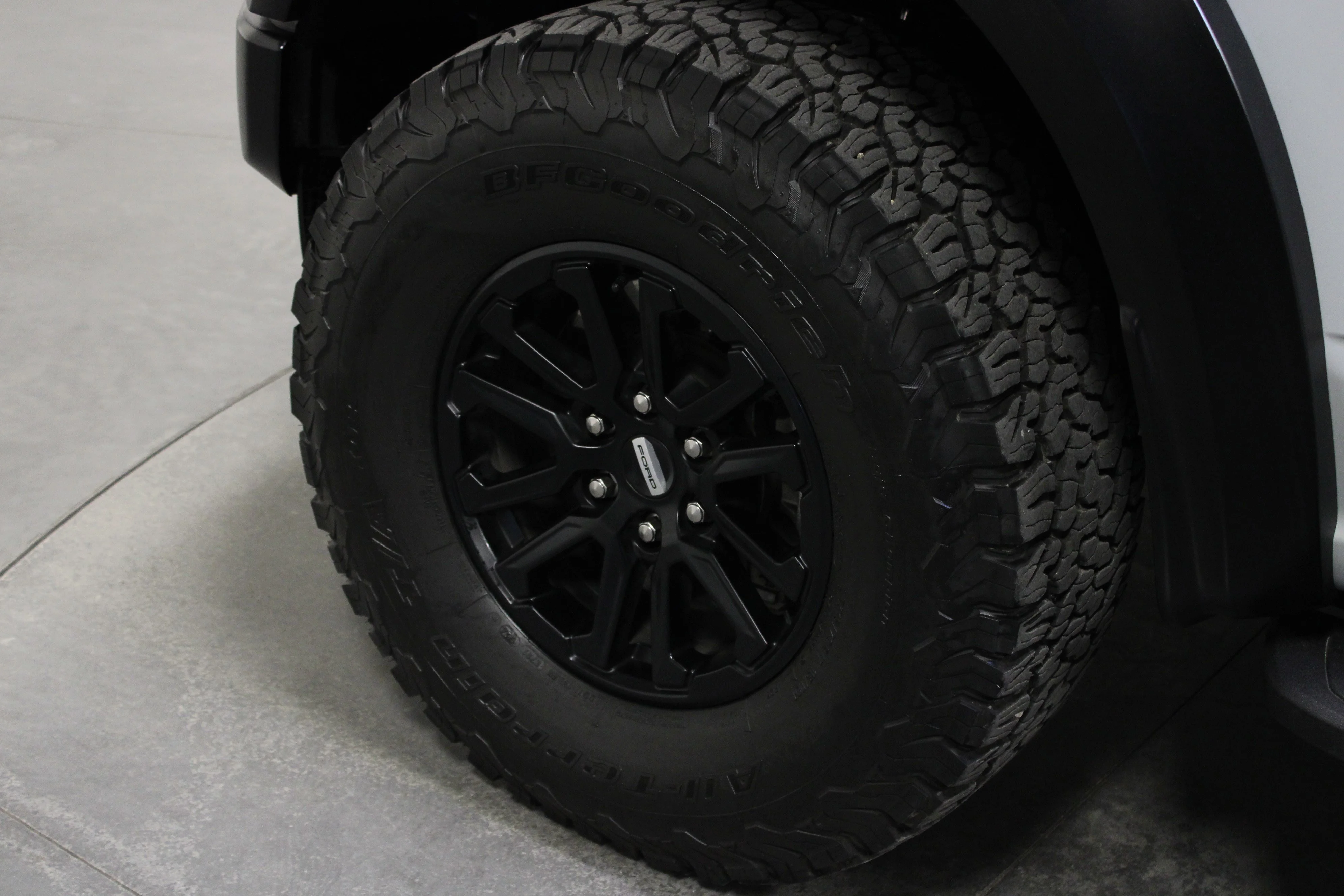 Used 2024 Avalanche Ford Raptor image 10