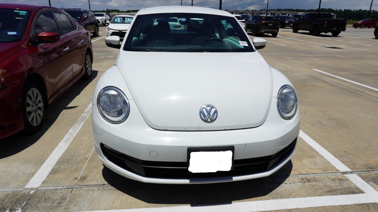 Used 2016 Volkswagen Beetle Classic with VIN 3VWF17AT5GM631890 for sale in Spring, TX