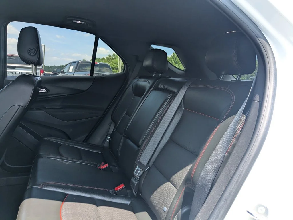 Used 2024 Summit White Chevrolet RS image 24