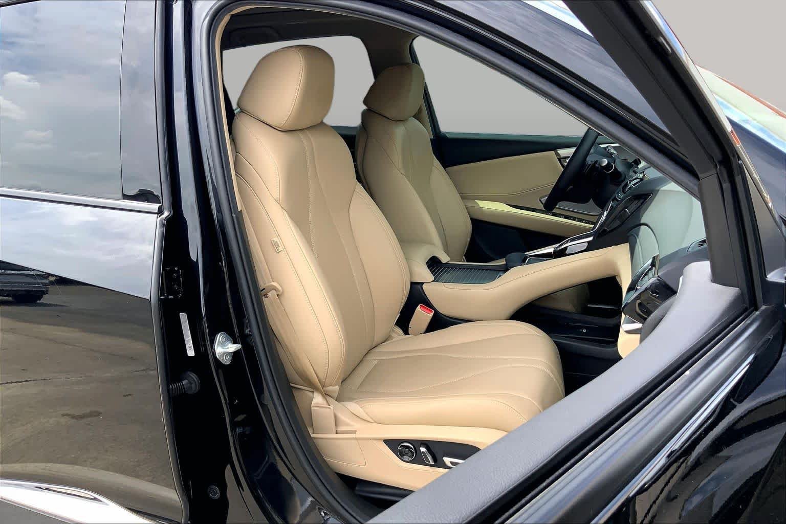 Used 2023 Majestic Black Pearl Acura w/Technology Package image 9