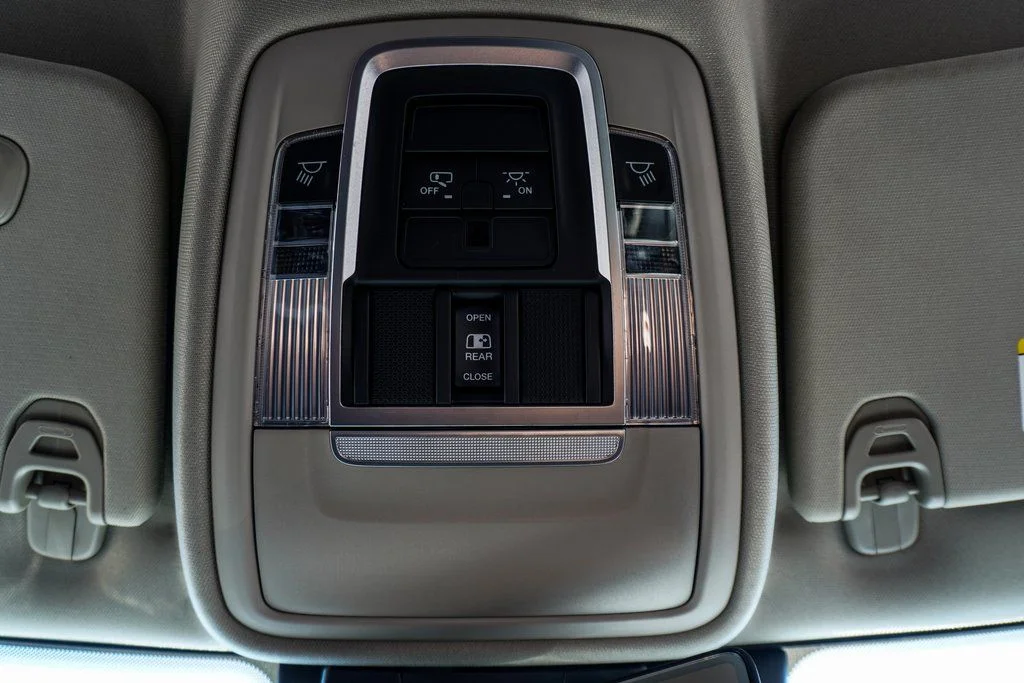 Used 2022 Black Ram Laramie image 25