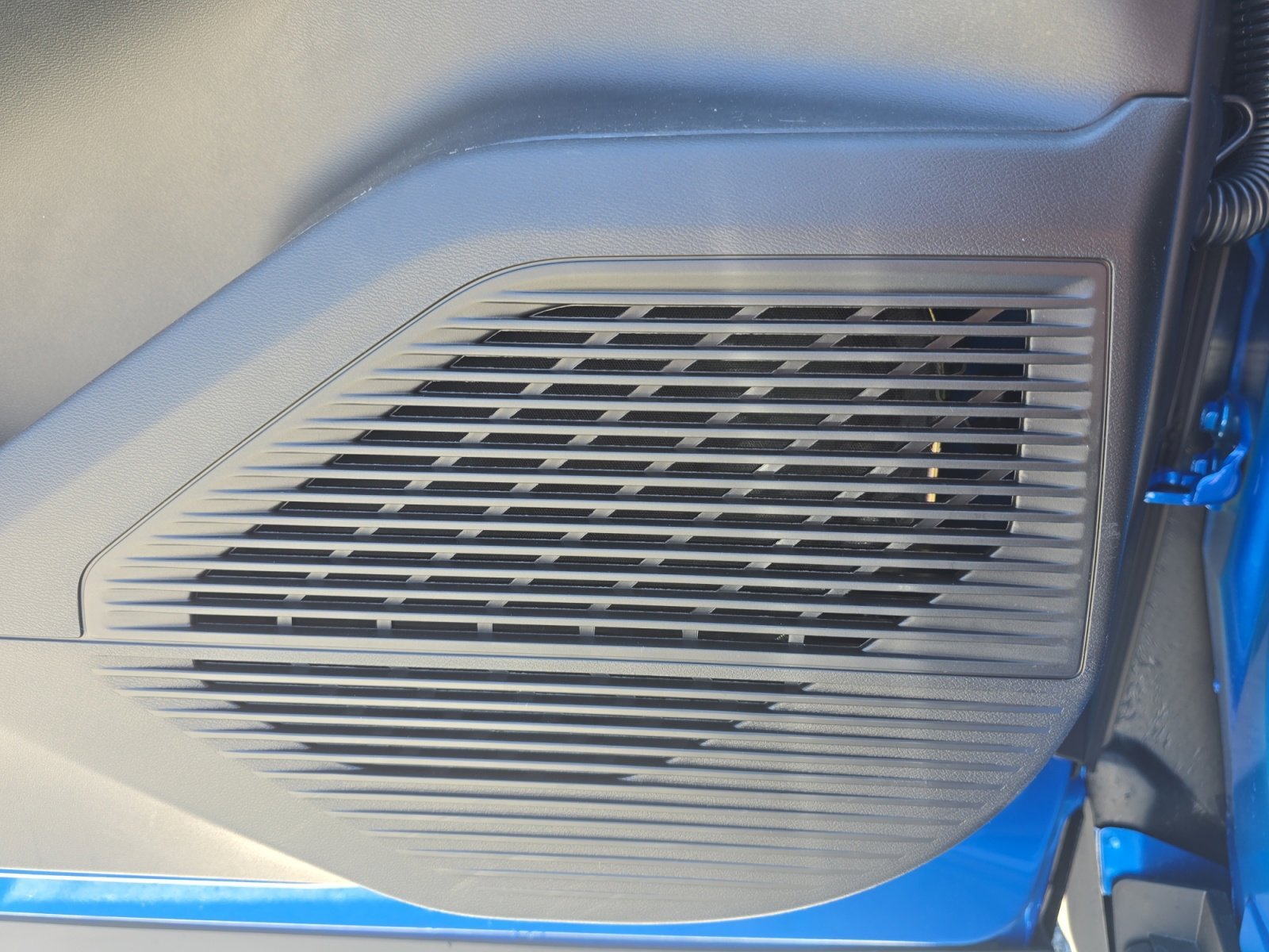 New 2026 Hydro Blue Pearlcoat Jeep Laredo image 25