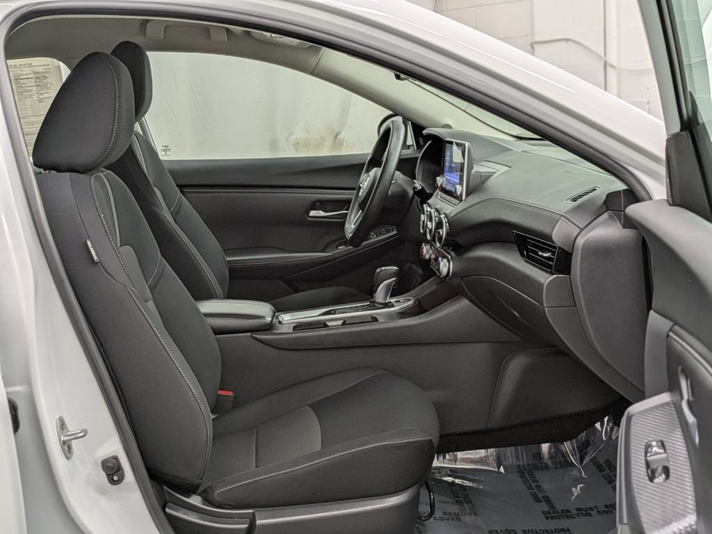 Used 2023 White Nissan SV image 19