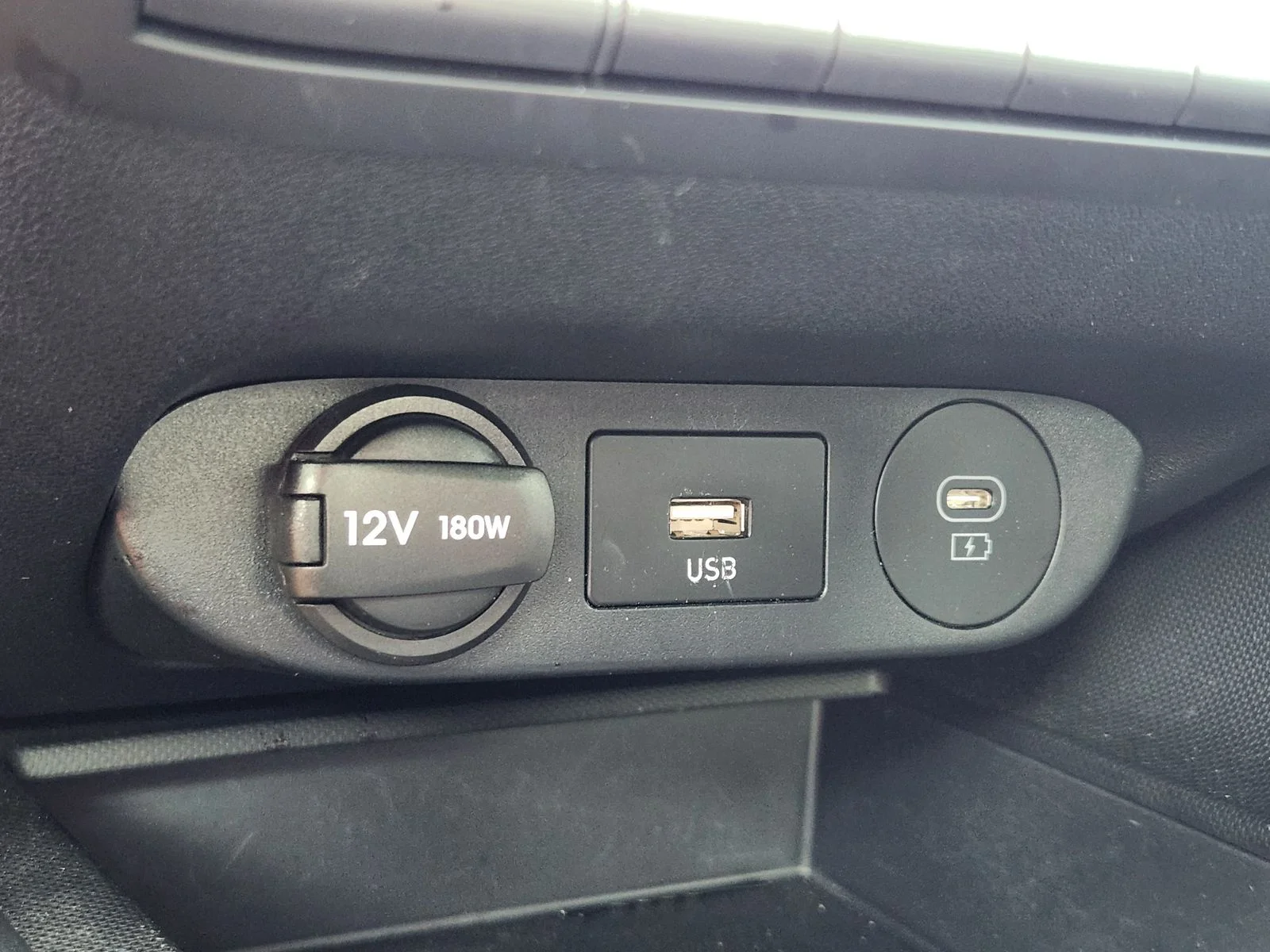 Used 2024 Red Hyundai SEL image 17