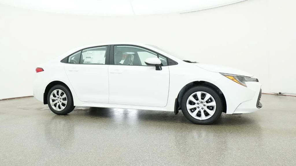 New 2026 Ice Cap Toyota LE image 11