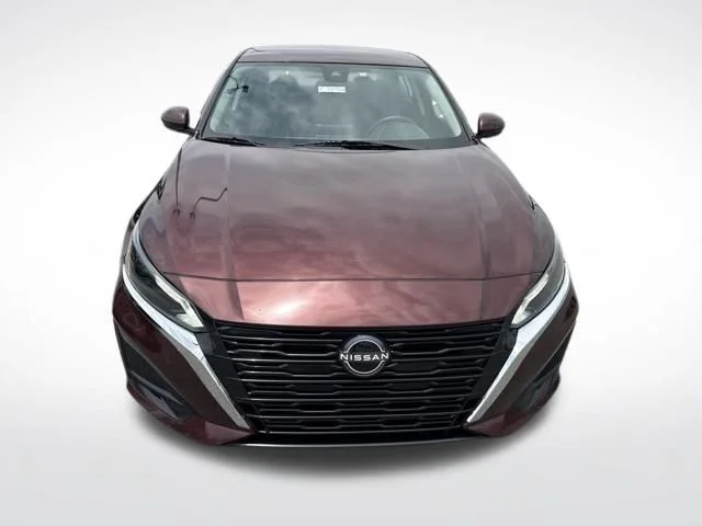 Used 2023 Red Nissan 2.5 SV image 8