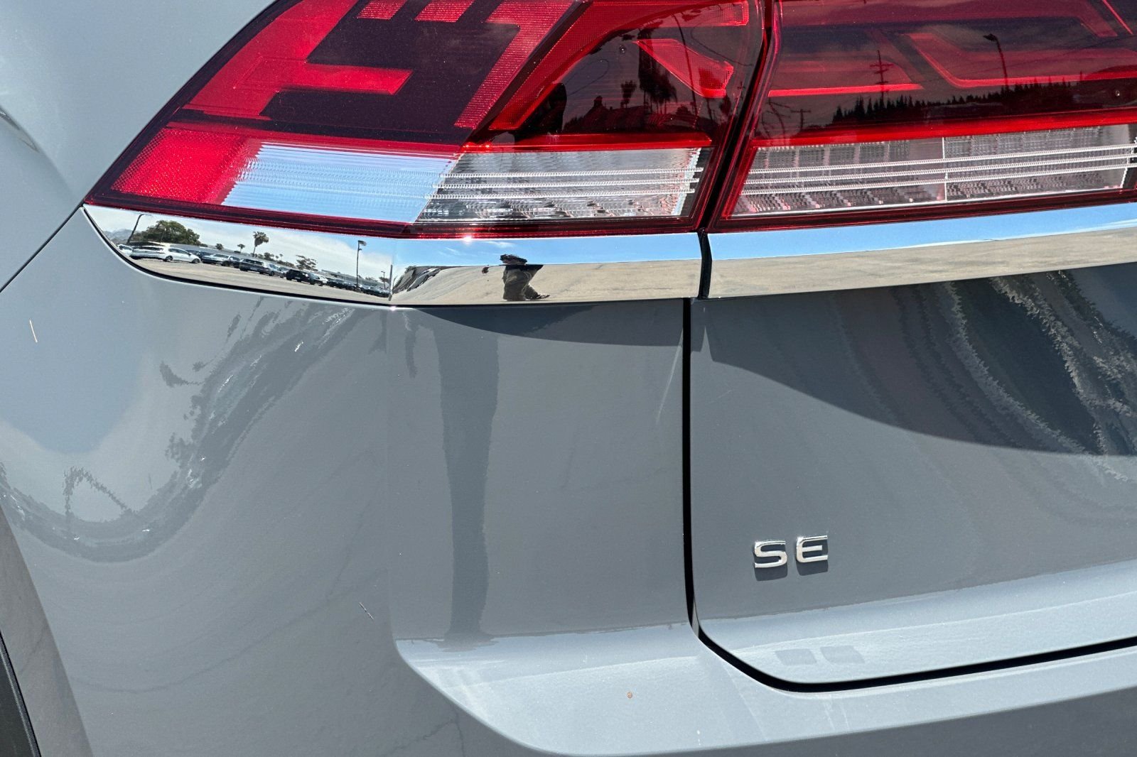 New 2026 Pure Gray Volkswagen 2.0T SE w/Technology image 26
