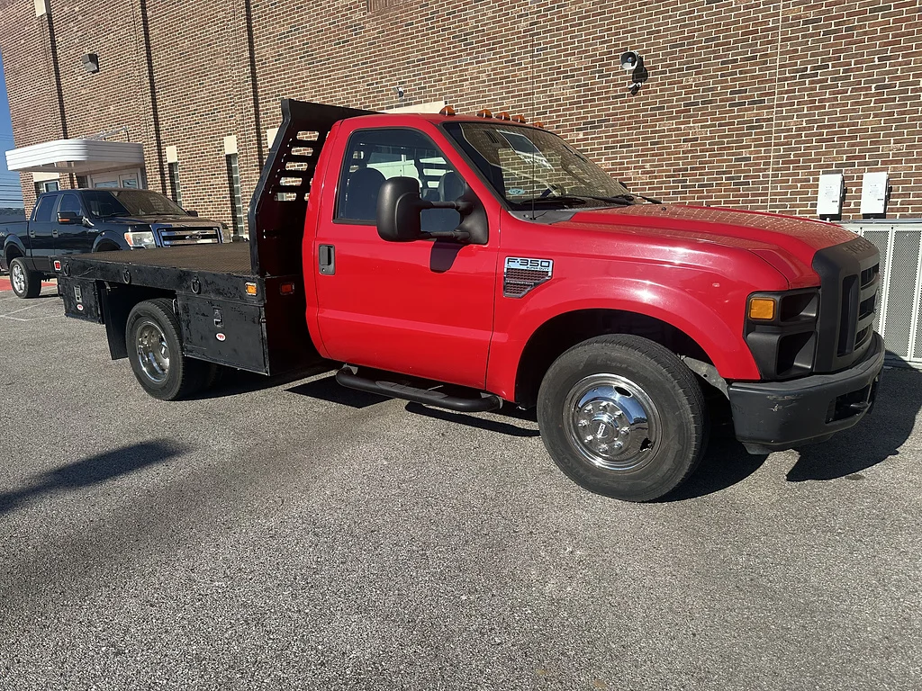 2008 Ford F-350 Super Duty Chassis Cab