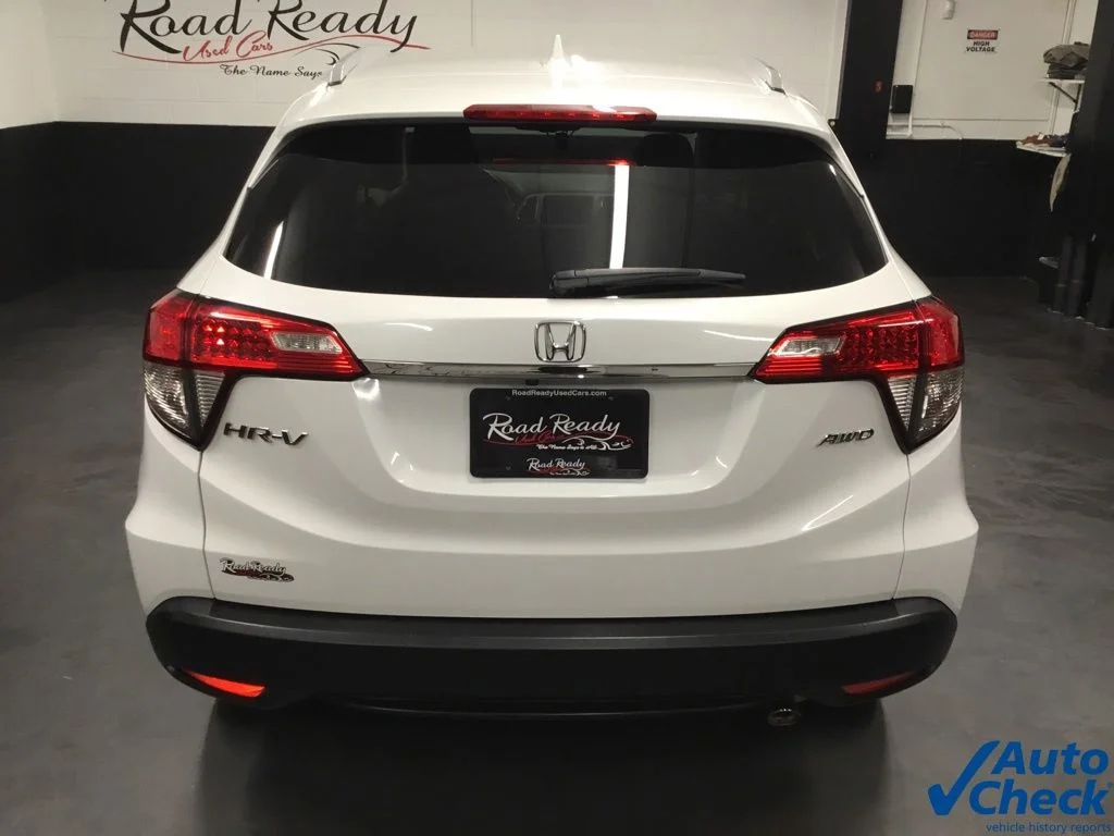 Used 2021 White Honda EX-L image 9