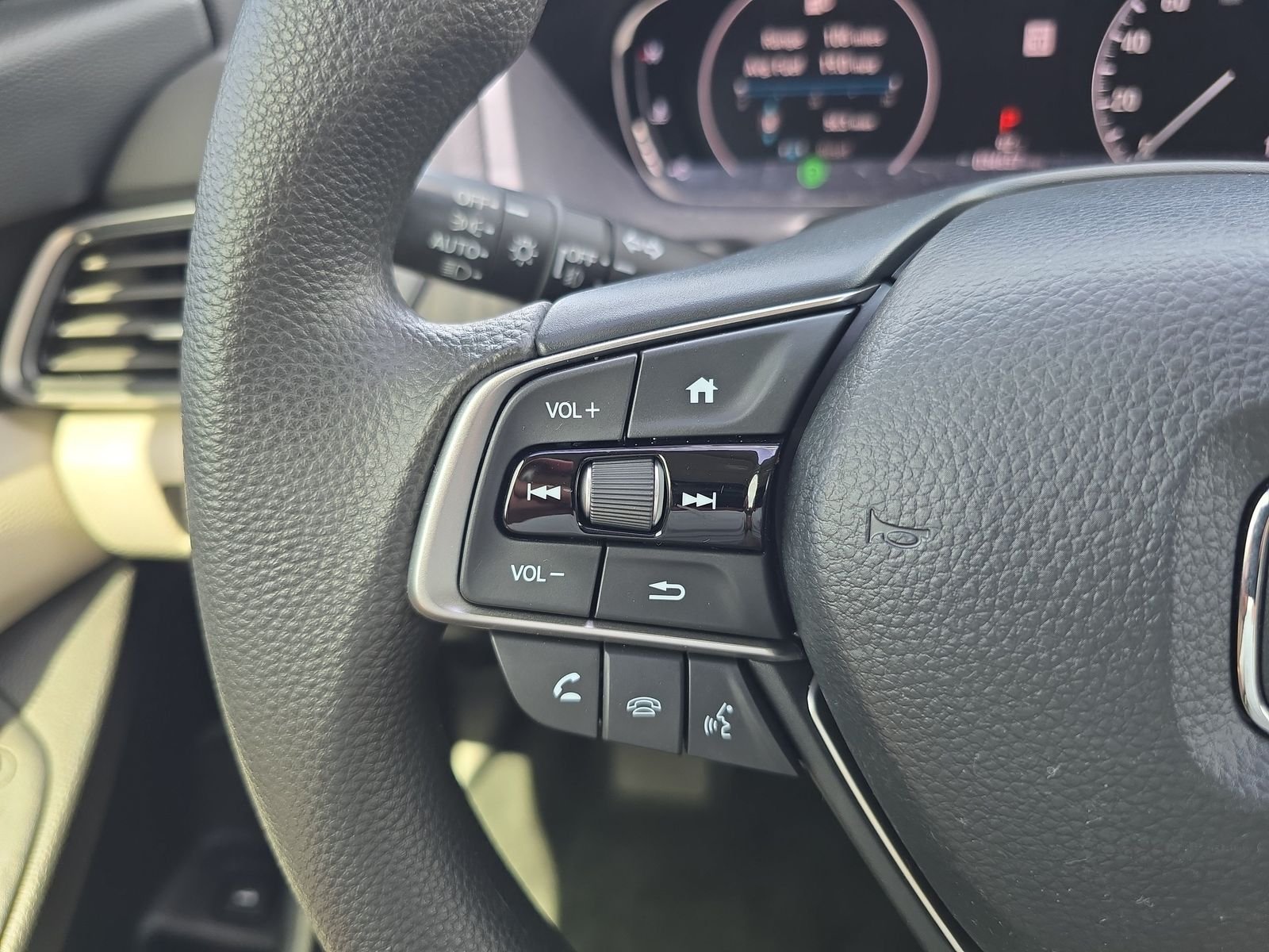 Used 2020 Red Honda EX image 23