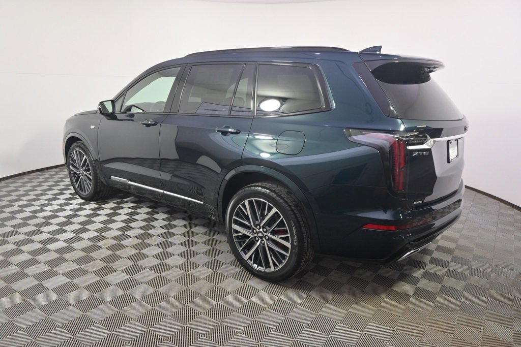 New 2025 Cadillac XT6 Sport SUV in Minneapolis #SZ121380