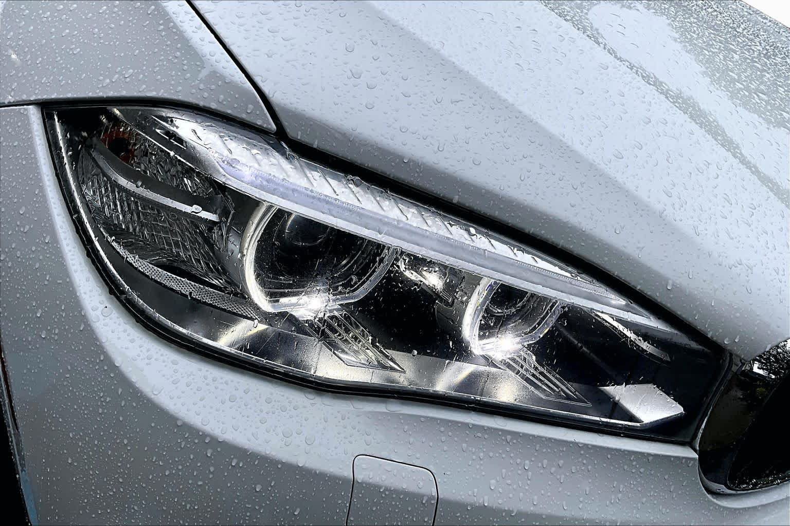 Used 2017 Alpine White BMW xDrive35i image 28