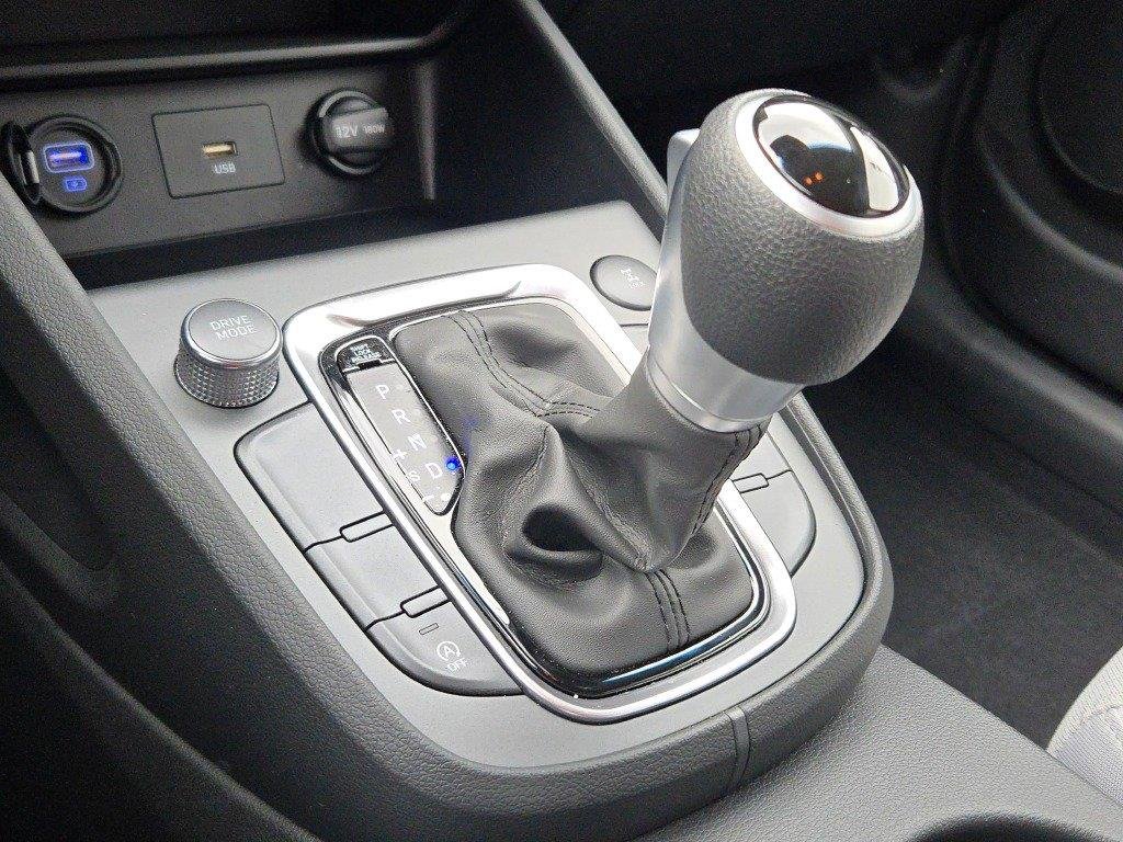 Used 2022 Thunder Gray Hyundai SEL image 19
