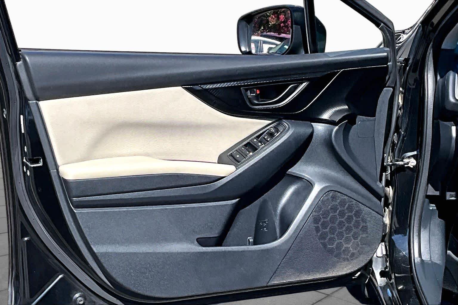 Used 2019 Crystal Black Silica Subaru Premium image 21