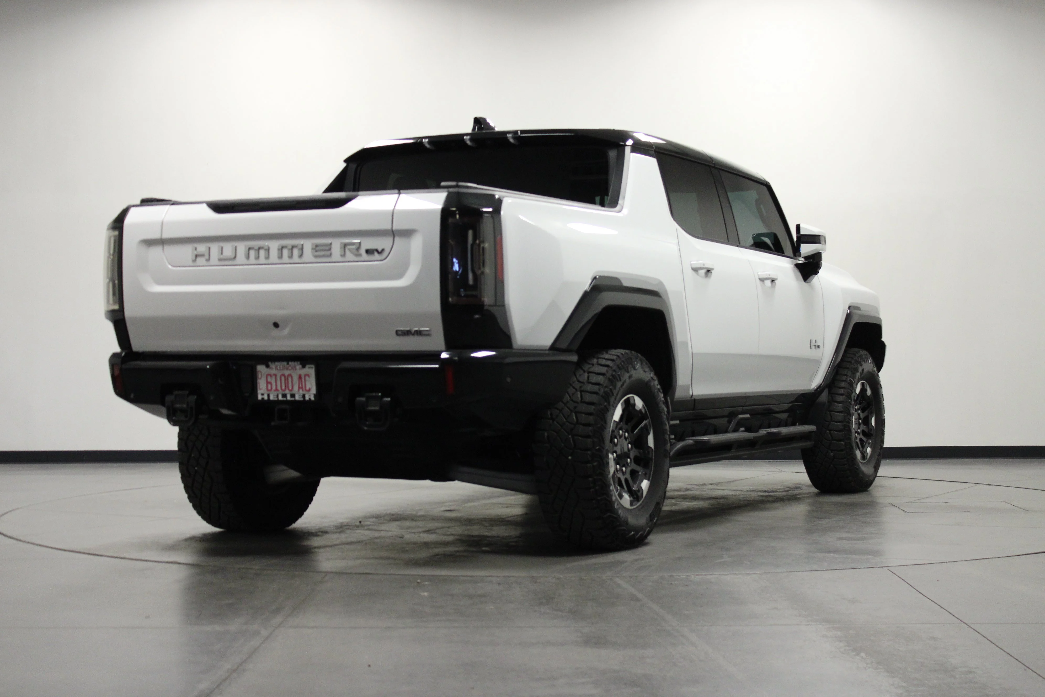 Used 2024 Interstellar White GMC 3X image 4
