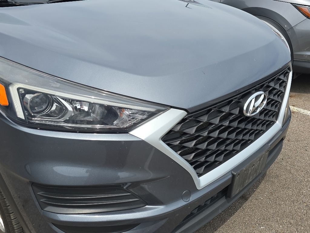 Used 2019 Gray Hyundai Value image 13