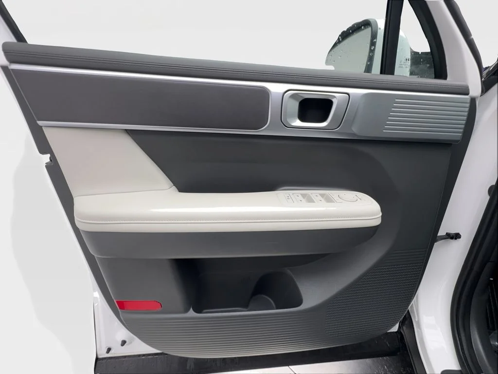 Used 2026 White Hyundai SEL image 24