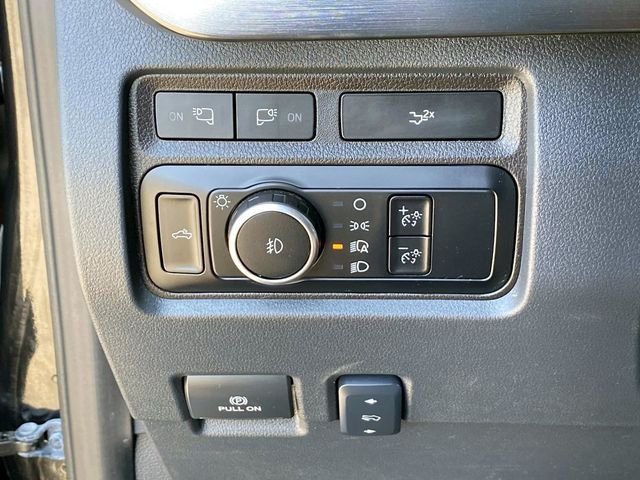 Used 2024 Black Ford Lariat image 24