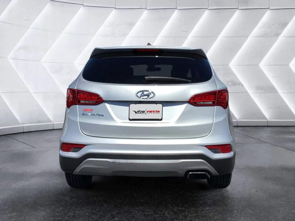 Used 2018 Silver Hyundai 2.4 Base image 5