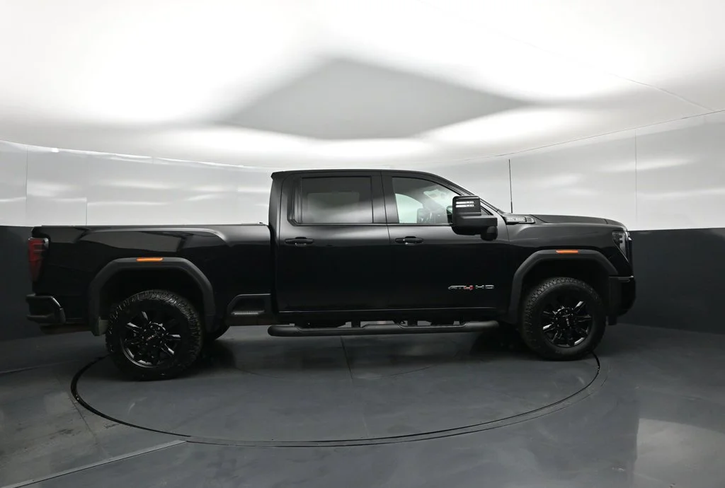Used 2024 Black GMC AT4 image 20