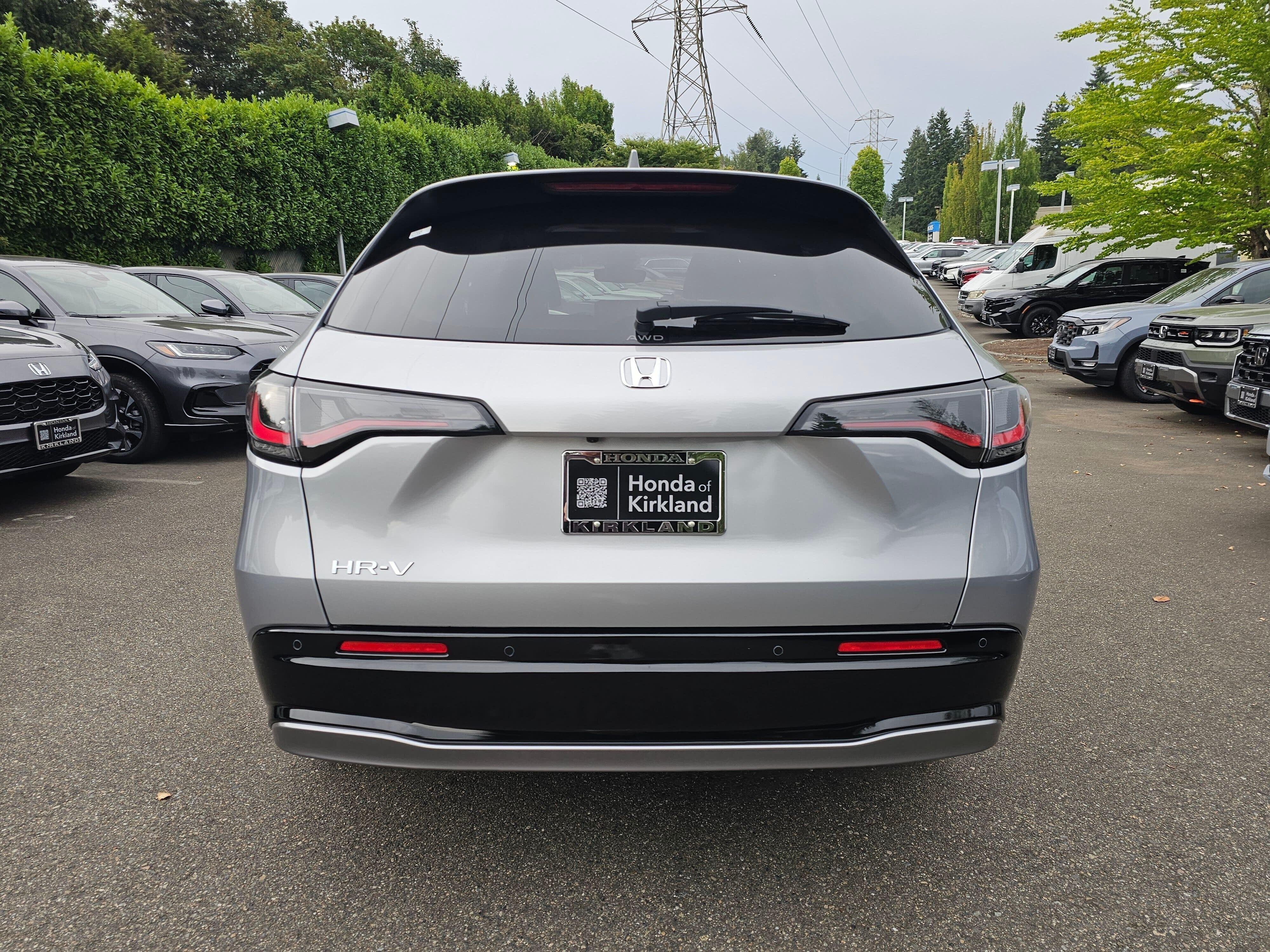 New 2027 Solar Silver Metallic Honda EX-L image 6