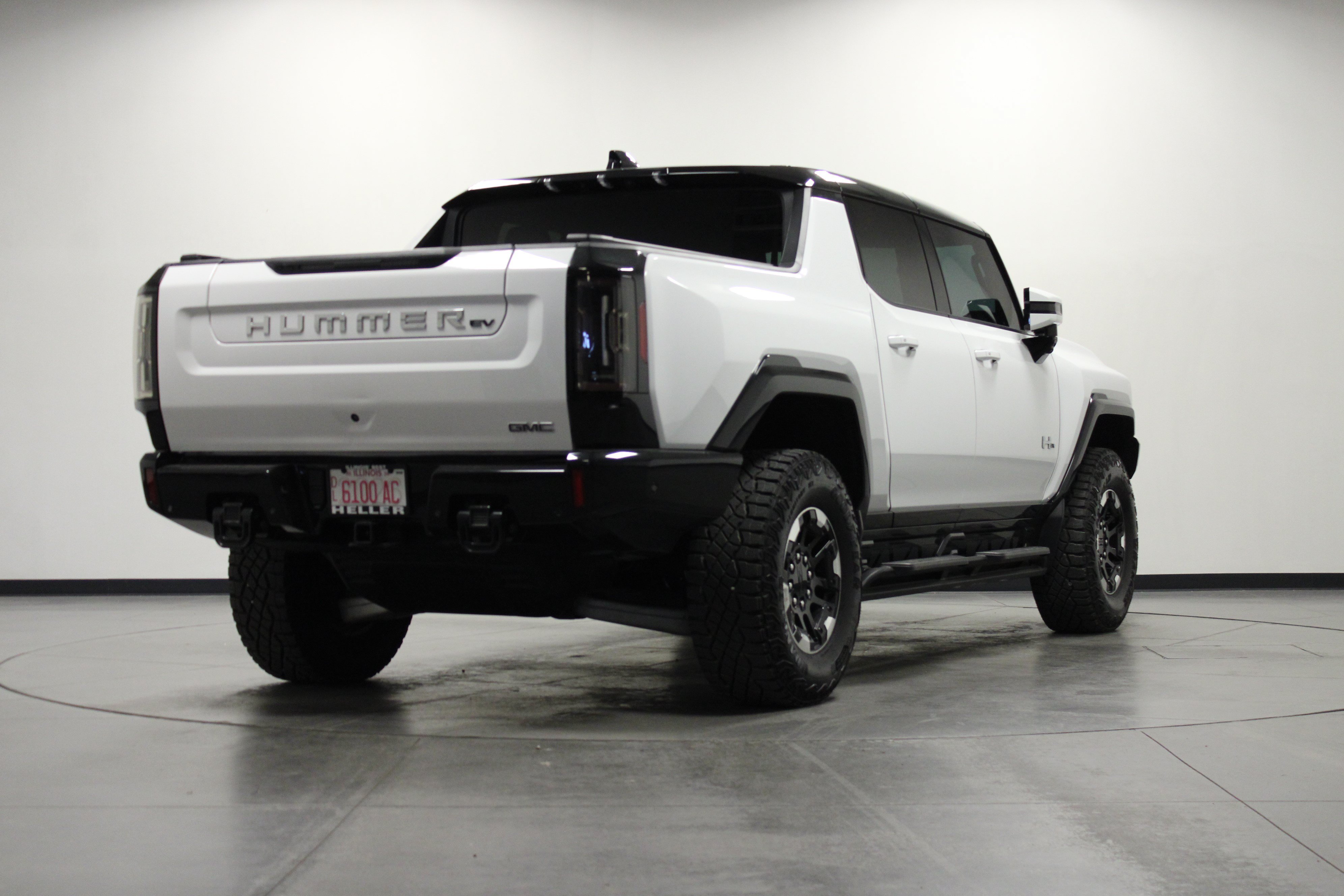 Used 2024 Interstellar White GMC 3X image 4