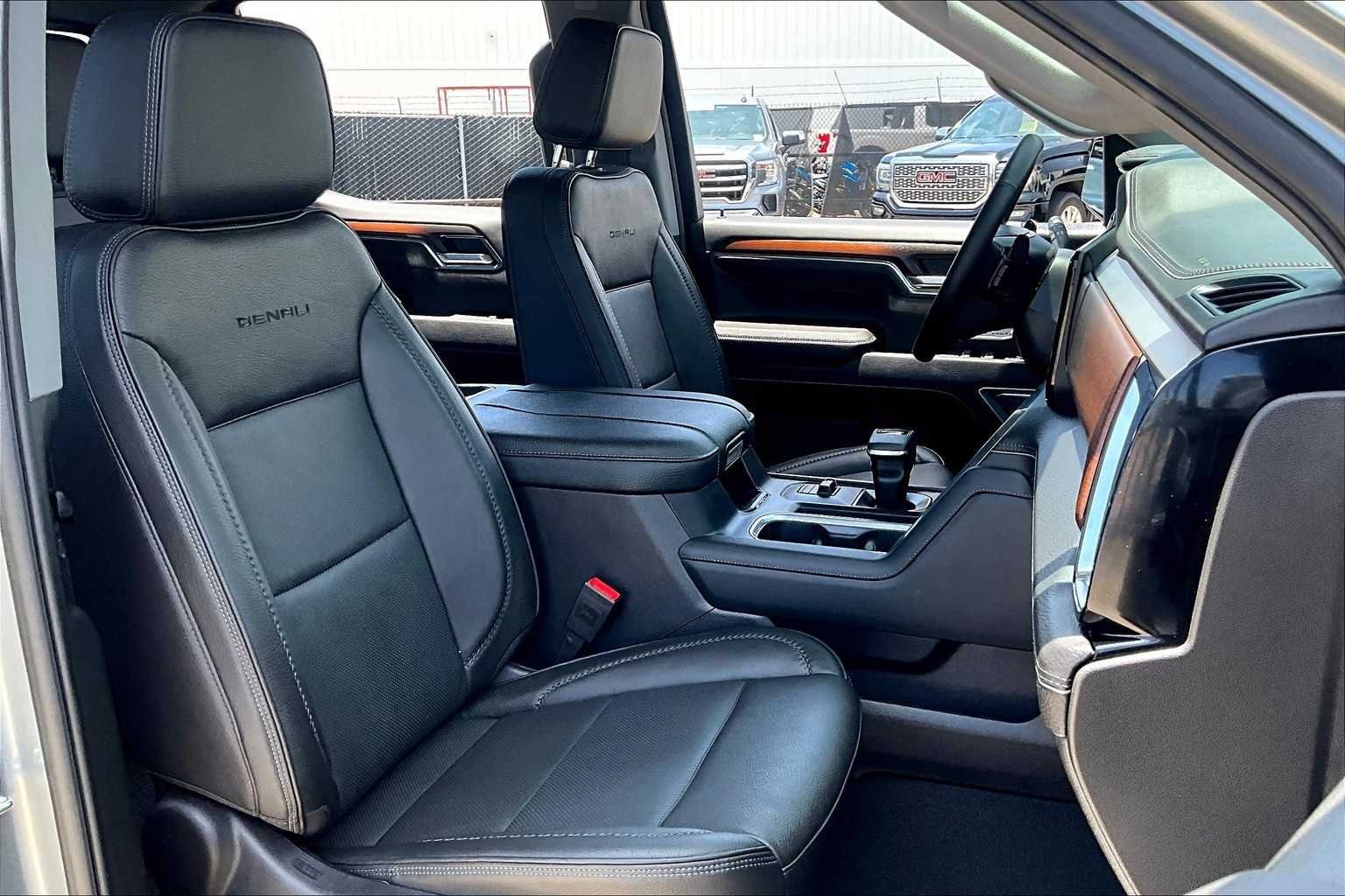 Used 2024 Sterling Metallic GMC Denali image 8