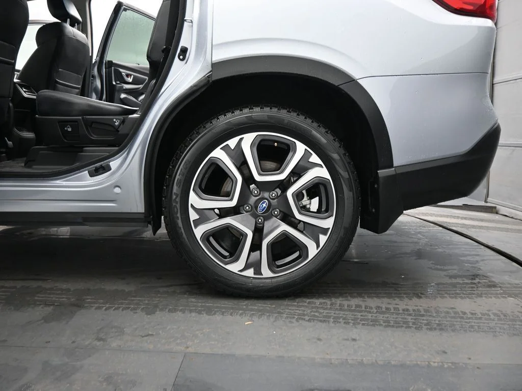 Certified Used 2023 Silver Subaru Limited image 22
