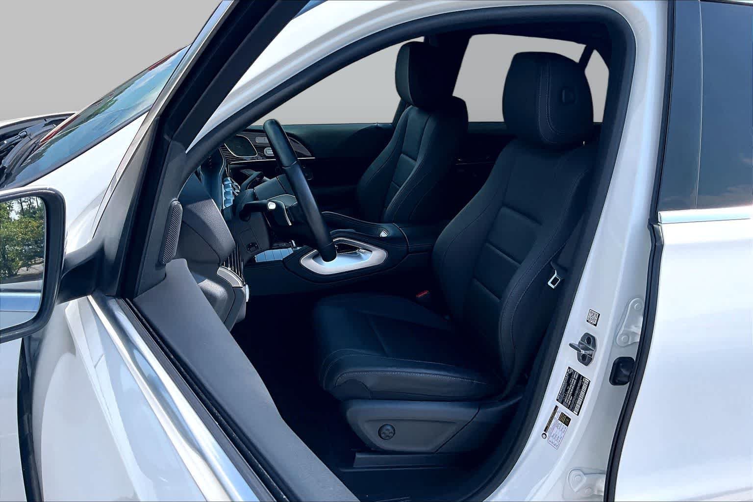 Used 2025 Polar White Mercedes-Benz GLE 450e image 7