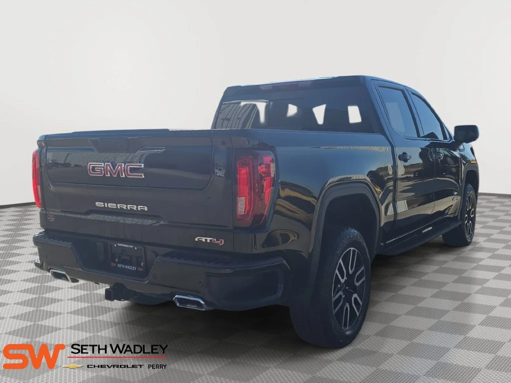 Used 2025 Onyx Black GMC AT4 image 7