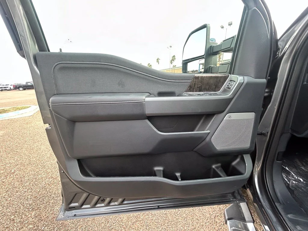 New 2027 Carbonized Gray Metallic Ford F-350® Lariat® image 22