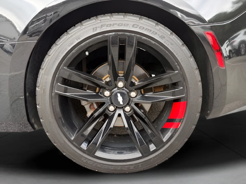 Used 2018 Black Chevrolet 2LT image 13