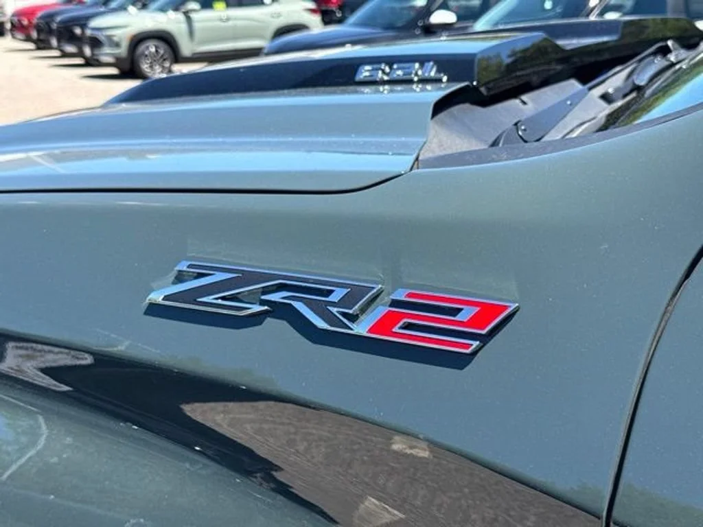 2025 Chevrolet Silverado 1500 ZR2 - Photo 34