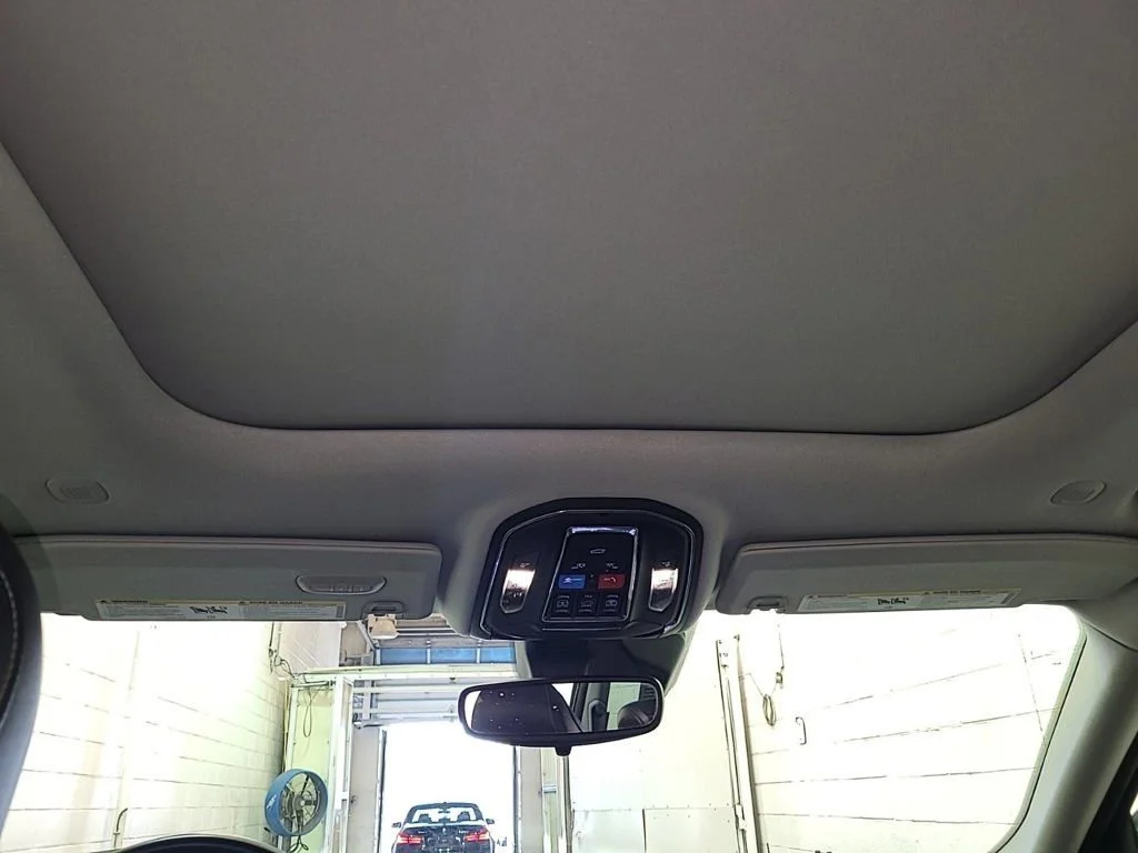 Certified Used 2022 White Jeep Limited image 10